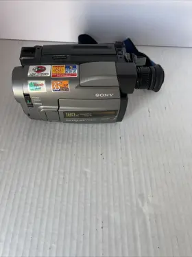 Ccd-trv44 Sony Trv44 Handycam Hi8 Analog Camcorder Without Charger/battery -untested