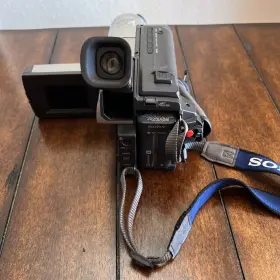 Trv50 Sony Video Hi-8 Handycam With 2 Batteries Charger Tape And Camera Bag #3