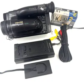 Ccd-trv705 Sony Trv705 Handycam - Read