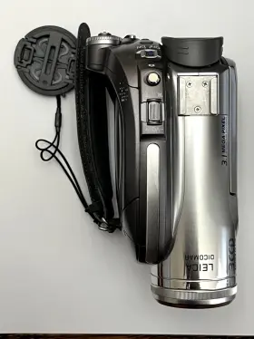 Vdr-d310 Sony Panasonic Camera Dvd. Carrying Case Wires Charger Battery Dvd