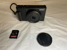 Zv-1f Sony Vlog Camera With 4k Video 64 Gb Memory Card And Charger Cable Included #2