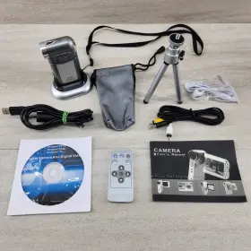 Hddv1800 Svp Compact Digital Video Camcorder 5mp Mpeg-4 Remote Tripod Accessory