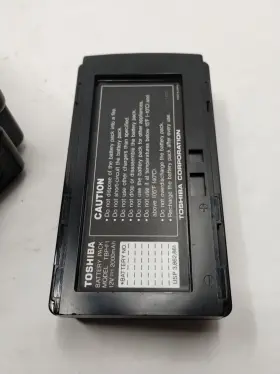 Sk-f200 Toshiba Sk-f100 Video Camera With Battery Untested No Charger #2