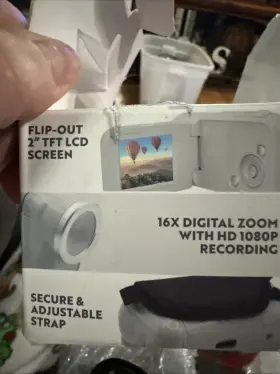 Upt-1502 Up-tech Digital Video Camera Camcorder Compact 1080p 256mb Memory Card - Silver