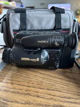 Kx-70 Yashica Samurai Video 8 Camera Recorder Case/charger With 2 Batteries Works