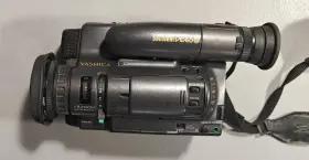Kx-90u Yashica Kyocera Samurai 8mm Video Camera With Extras