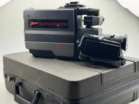 7050 Zenith Vintage Vm Vhs Full Size Video Camcorder With Case - Parts Repair Only