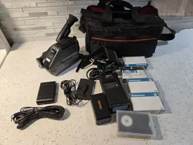 Vm6400 Zenith Vintage Video Camera Vhsc Camcorder Untested For Repair/parts