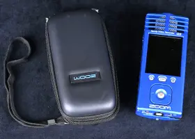 Zoom 884354008659 Q3 Blue Handy Video Recorder With Accessories - Works Fine No Memory Card #2