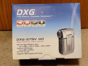 Dxg-579v Zoom Hd Silver Video Camera 8.0 Mega Pixel 4x Bundle Tested Mint Euc