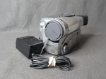 Canon ES8400VA HI8 8MM VIDEO8 Camera Camcorder - As Is Not Working. Fixed Price $29.99.