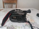 Jvc Compact Vhs Camcorder, GR-AX76U, 18X Optical, Batt/charger Works. Fixed Price $27.00.