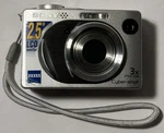 Sony Cyber-shot DSC-W1 5.1MP Compact Digital Camera 3X Optical Zoom Silver. Fixed Price $50.00.