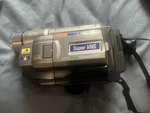 Jvc GR-SXM330U Super Compact Vhs-c Video Camera Camcorder W/battery Charger Bag. Fixed Price $25.00.