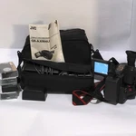 Jvc GR-AXM4U Vhs-c Camcorder Bundle W/ Tamrac Bag Charger Battery Tapes Manual. Fixed Price $55.00.