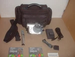 Hitachi Dvd Cam 240X Digital Zoom 10X Optical Video Recorder DZ-MV780A Tested. Fixed Price $38.84.