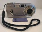 Sony Cybershot DSC-P10 Digital Camera 5.0 Mega Pixels Works. Fixed Price $29.00.