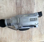 Jvc GR-DVL520U Minidv Camcorder (untested). Fixed Price $20.00.