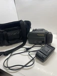 Panasonic Palmcorder Iq PV-D406 With Paded Carrying Case Untested. Fixed Price $25.00.