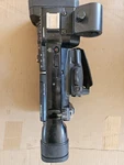Sony HVR-V1U Video Camcorder Dvcam Mini-dv Hd 3 Cmos 20X Carl Zeiss Lens. Fixed Price $399.99.