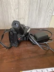 Quasar VM-D52 Vhs-c Palmcorder 700X Zoom Battery & Charger Untested. Fixed Price $35.00.