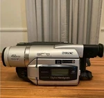 Sony DCR-TRV520 Digital Handycam Ntsc 8 Tested! Battery, Charger, Remote. Fixed Price $210.00.