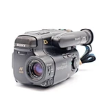 Untested Sony CCD-TR21 Video 8 Handycam Camcorder W/ Battery 401. Fixed Price $39.00.