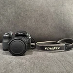 Fujifilm Finepix S5100 4.0MP Digital Camera. Fixed Price $28.87.