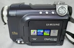 Samsung SCD6040 Mini Dv Digital Cam 900X Zoom W/ Accessories And Bag. Fixed Price $99.99.