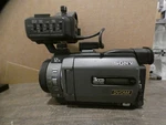 As Is Sony DSR-PDX10 Digital Video Camera Recorder 3CCD Dvcam Camcorder. Fixed Price $139.99.