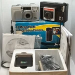 Vintage Camera Lot Pentax Iqzoom 90MC Kodak Instamatic X-15F Jazz DV171 PARTS123. Fixed Price $35.99.