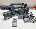 Profesional Panasonic AG-DVX100AP 3CCD 24P Minidv Cinema Camcorder Exc W/ Case. Fixed Price $650.00.