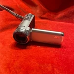 Jvc Victor GZ-HM33 Everio Video Camera Full Hd 40X Optical Zoom Silver. Fixed Price $108.99.