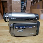Jvc GR-D750U Widescreen Compact Digital Video Camera Untested, No Charger. Fixed Price $18.74.