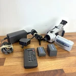 Sony DCR-TRV25E Mini Dv Digital Video Camera Handycam. Fixed Price $121.09.