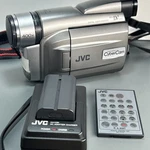 Jvc Digital Video Mini GR-DVF21U Camera W/batteries, Charger, Remote Read. Fixed Price $89.99.