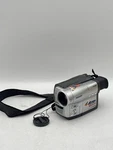 Samsung SCL520 440X Digital Zoom 8MM Ntsc Video Camera. Fixed Price $24.99.