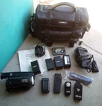 Sony CCD-TR98 Handycam VIDEO8 Camcorder Bag Charger Accessories Steady Shot 24X. Fixed Price $129.99.