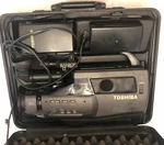Toshiba SK-F200 Video Movie Camcorder With Case Charger Batteries. Fixed Price $29.00.