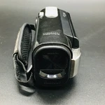 Samsung SMX-F44BN Digital Camcorder 65X Zoom 16GB Built-in Memory. Fixed Price $39.98.