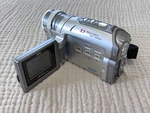DXG-301V Camcorder 3.2 Mega Pixels DVC/MPEG4 F=5.58 Mm Lens W/F/2.8. Fixed Price $10.00.