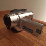 Sony Handycam DCR-DVD405 Digital Camcorder Outfit Euc. Fixed Price $67.89.