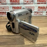Jvc GR-D340EK Mini Dv Digital Video Camera Camcorder Vintage Prop. Fixed Price $33.52.