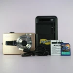 Sanyo VPC-E760 7.1MP Compact Digital Camera Gold Tested Full Working Set. Fixed Price $73.98.