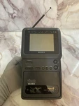 Rare Sony GV-9E Pal Video 8 Tv Recorder/walkman ** Untested/parts/repair. Fixed Price $200.00.