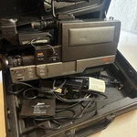 Vintage Zenith Full-size Vhs Camcorder Model VM7050 W/ Case & Cords. Fixed Price $42.32.