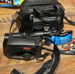 Rca Small Wonder Auto Focus 18X Zoom Model CCC641 Camcorder Video Camera 1998. Fixed Price $30.00.