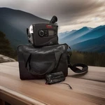 Vintage Minolta Master C-562CL Zoom Reflex Black Movie Camera With Carrying Case. Fixed Price $80.00.