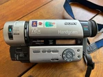Sony Handycam CCD-TR940 HI8 Xr Camcorder Nightshot Steadyshot Works. Fixed Price $168.00.
