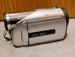 DXG-505V Digital Camcorder 5.1 Mp Silver With Carry Case Euc. Fixed Price $49.99.